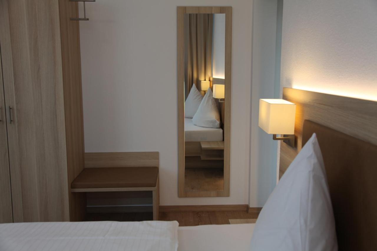 Schuetzen Hotel & Conceptstore เมียร์สบวร์ก ภายนอก รูปภาพ