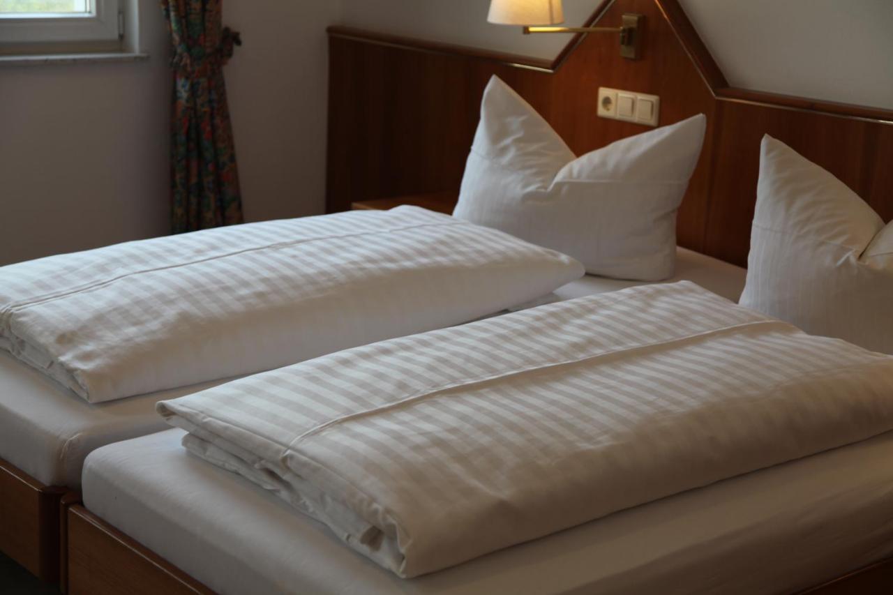 Schuetzen Hotel & Conceptstore เมียร์สบวร์ก ภายนอก รูปภาพ